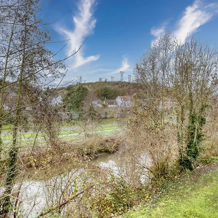 Appartement Cosy Et élégant, Proche Aéroport&hyper Centre *