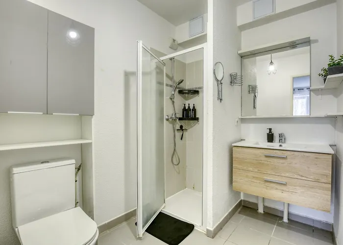 Cosy Et Elegant, Proche Aeroport & Hyper Centre *